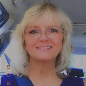 Meet your Posher, Suzette